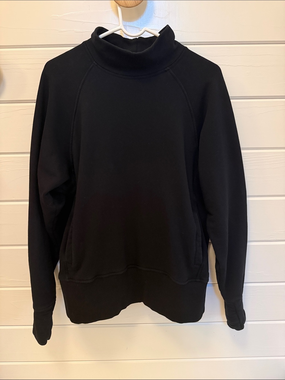 Marcella NYC Raglan Mock Neck Pullover Sweatshirt Very Well Made